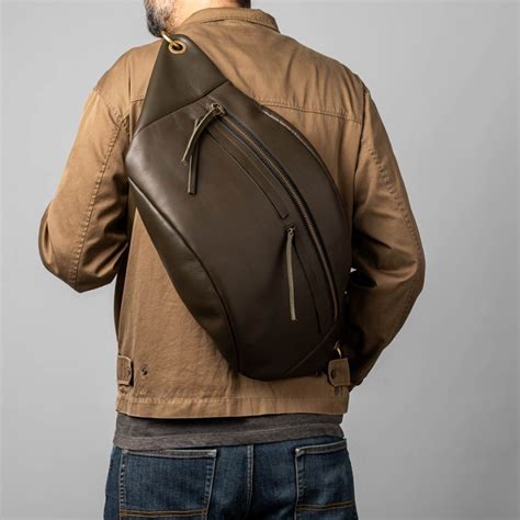 Mochilas y riñoneras de moda para hombre 